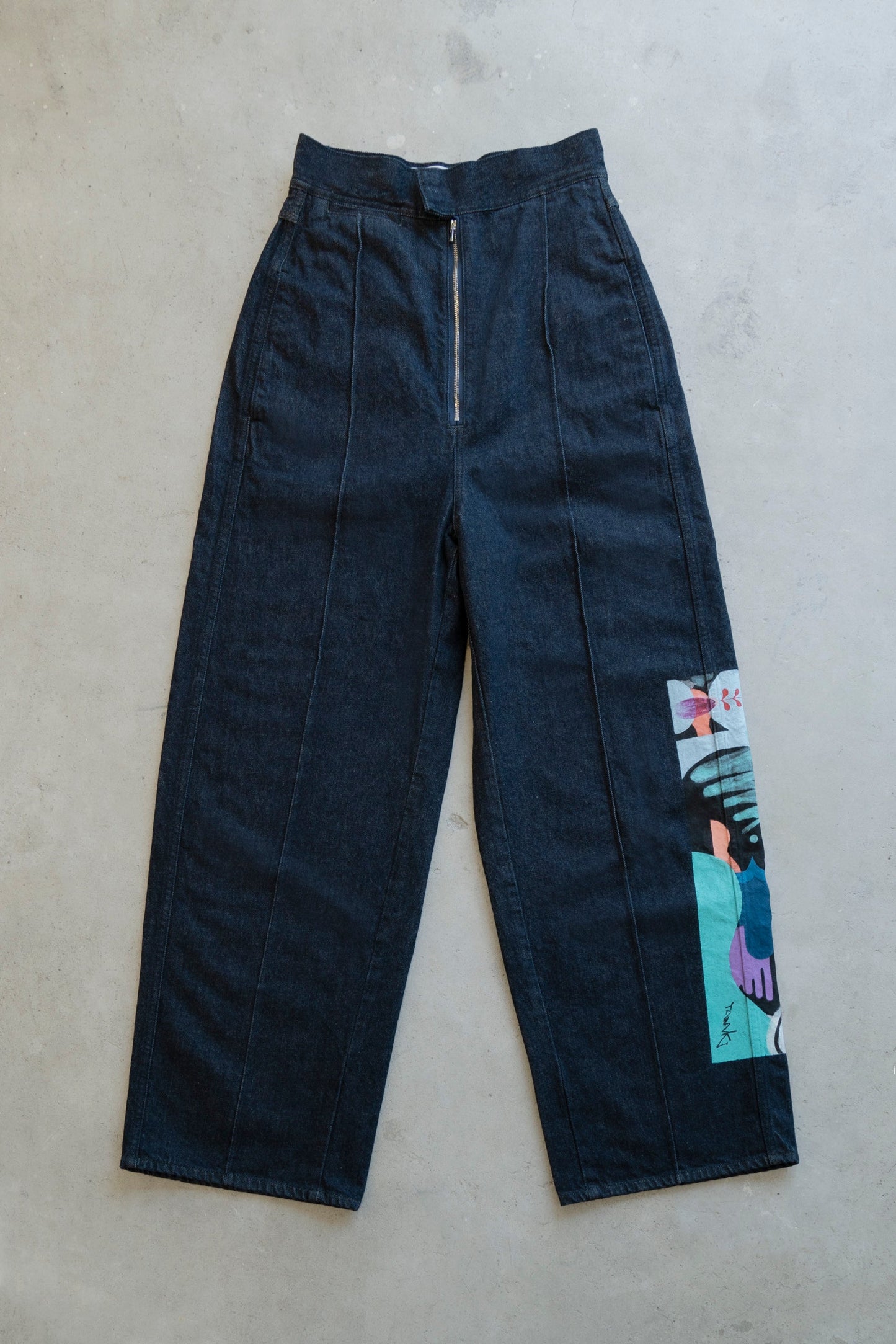 BLEK_SP 02 INDIGO LIVINGTONE OFFICIAL WEB STORE