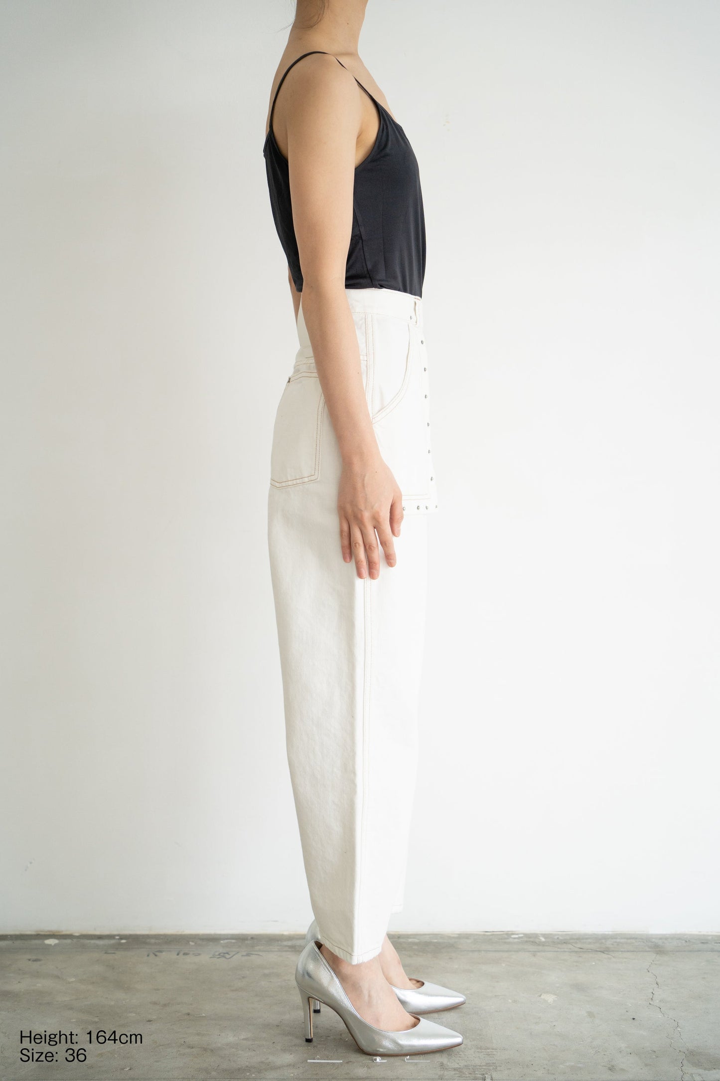 FUTURA WHITE LIVINGTONE OFFICIAL WEB STORE