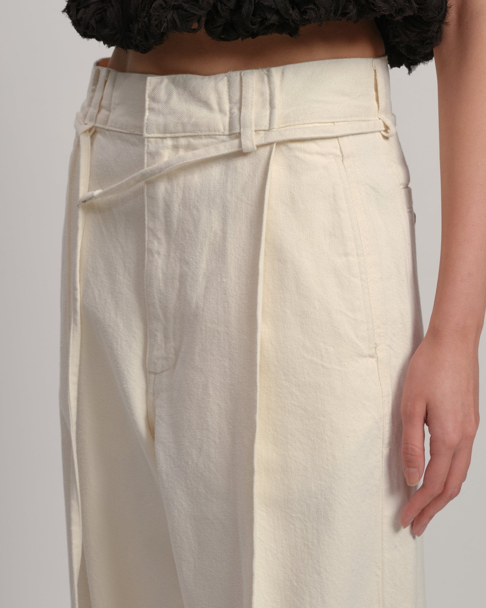 ROBERTE - Waist tuck wide INDIGO LIVINGTONE OFFICIAL WEB STORE