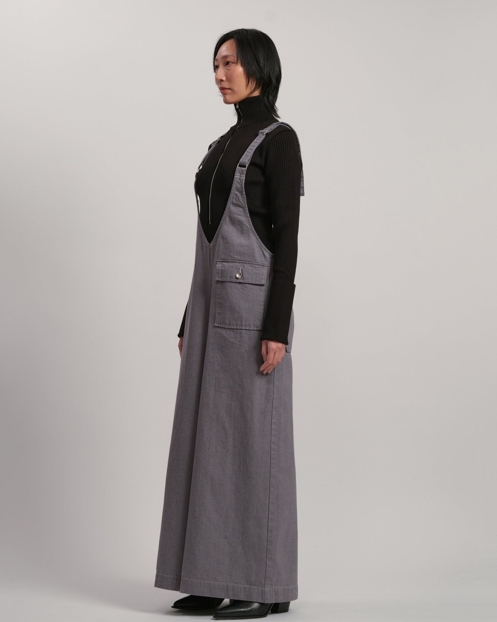 THIERRY - Deep v salopette LT BLUE LIVINGTONE OFFICIAL WEB STORE