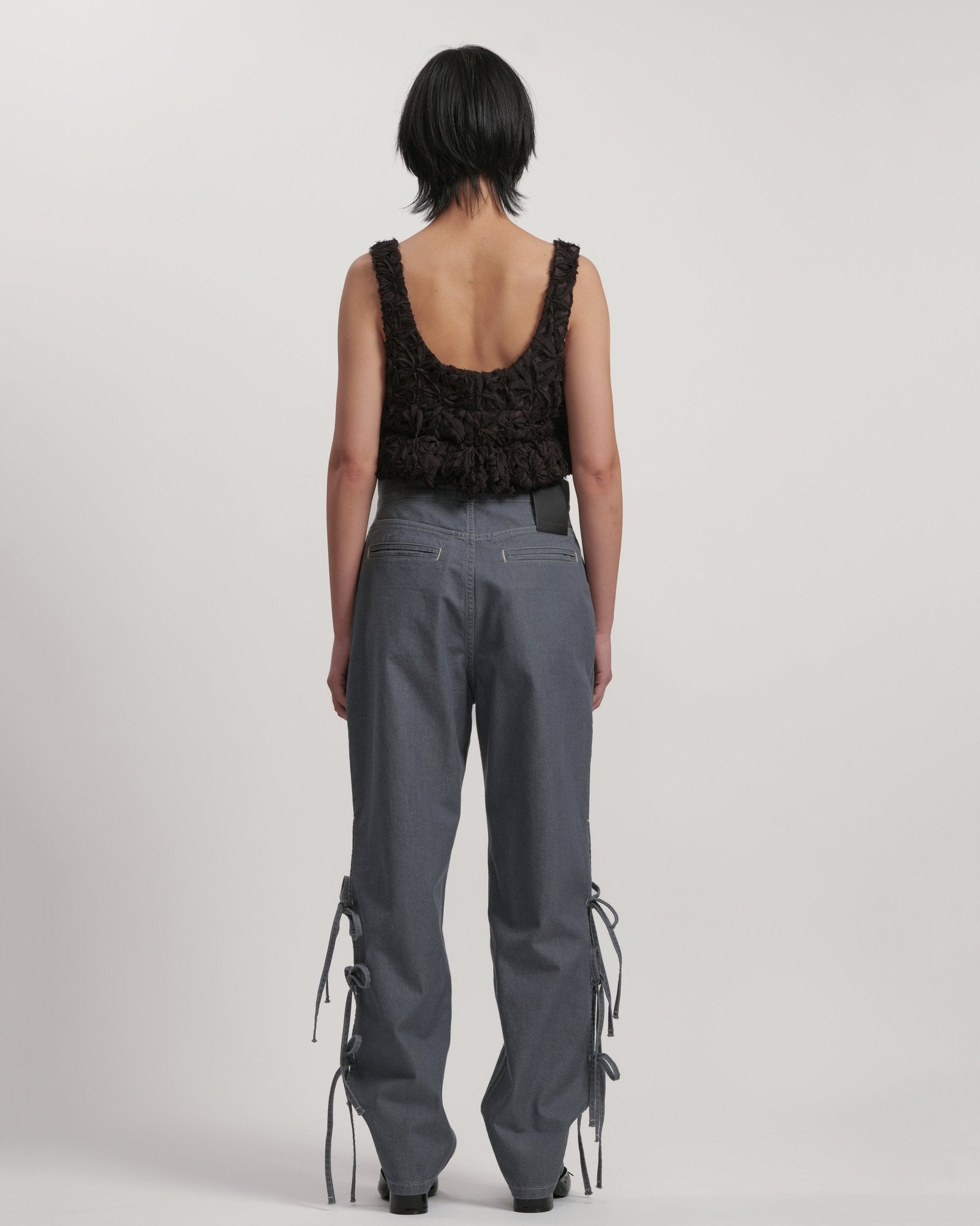 JAZ - Side slit with bow BLACK LIVINGTONE OFFICIAL WEB STORE