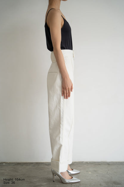 BLEK3 WHITE LIVINGTONE OFFICIAL WEB STORE