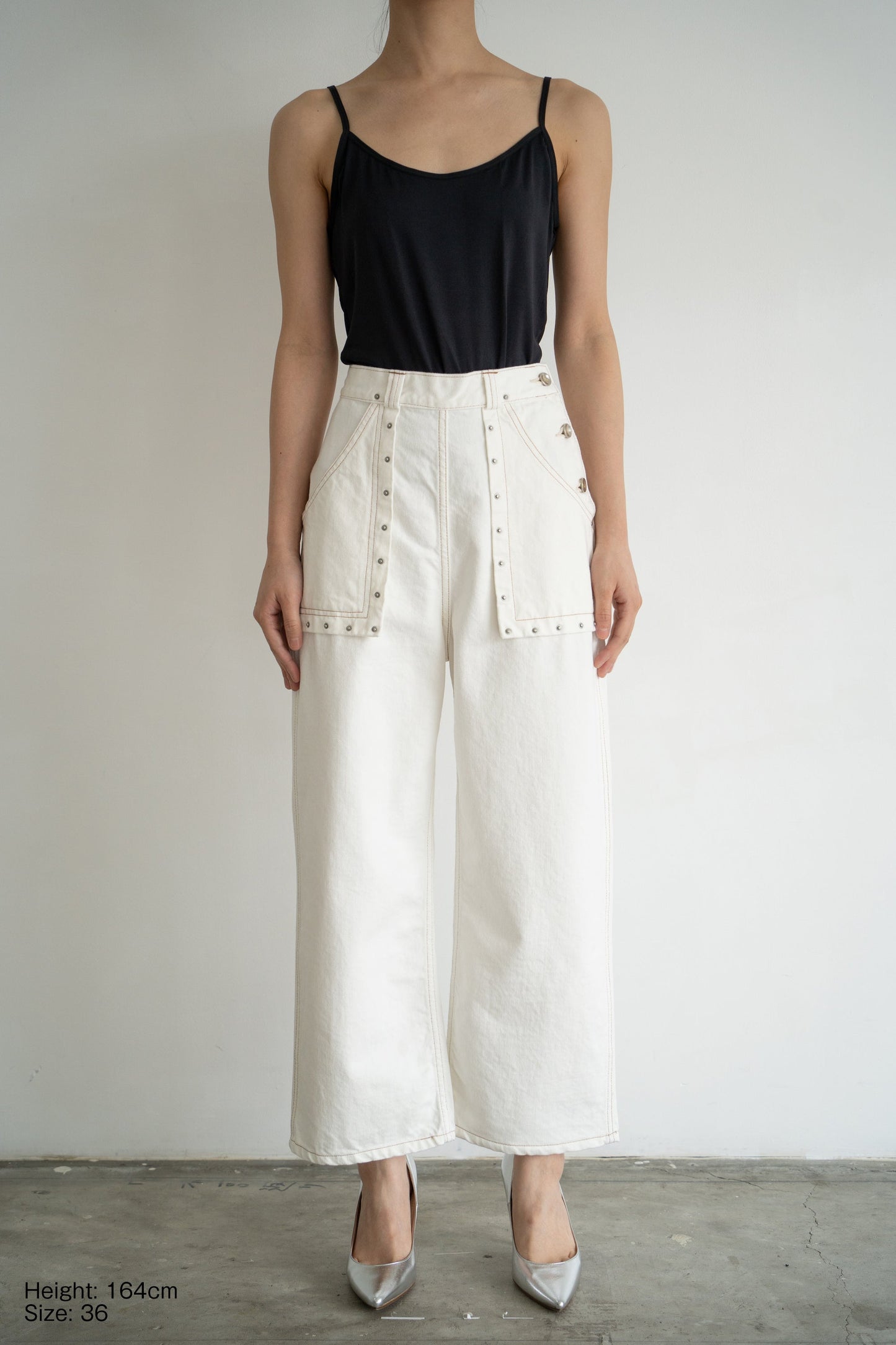 FUTURA WHITE LIVINGTONE OFFICIAL WEB STORE