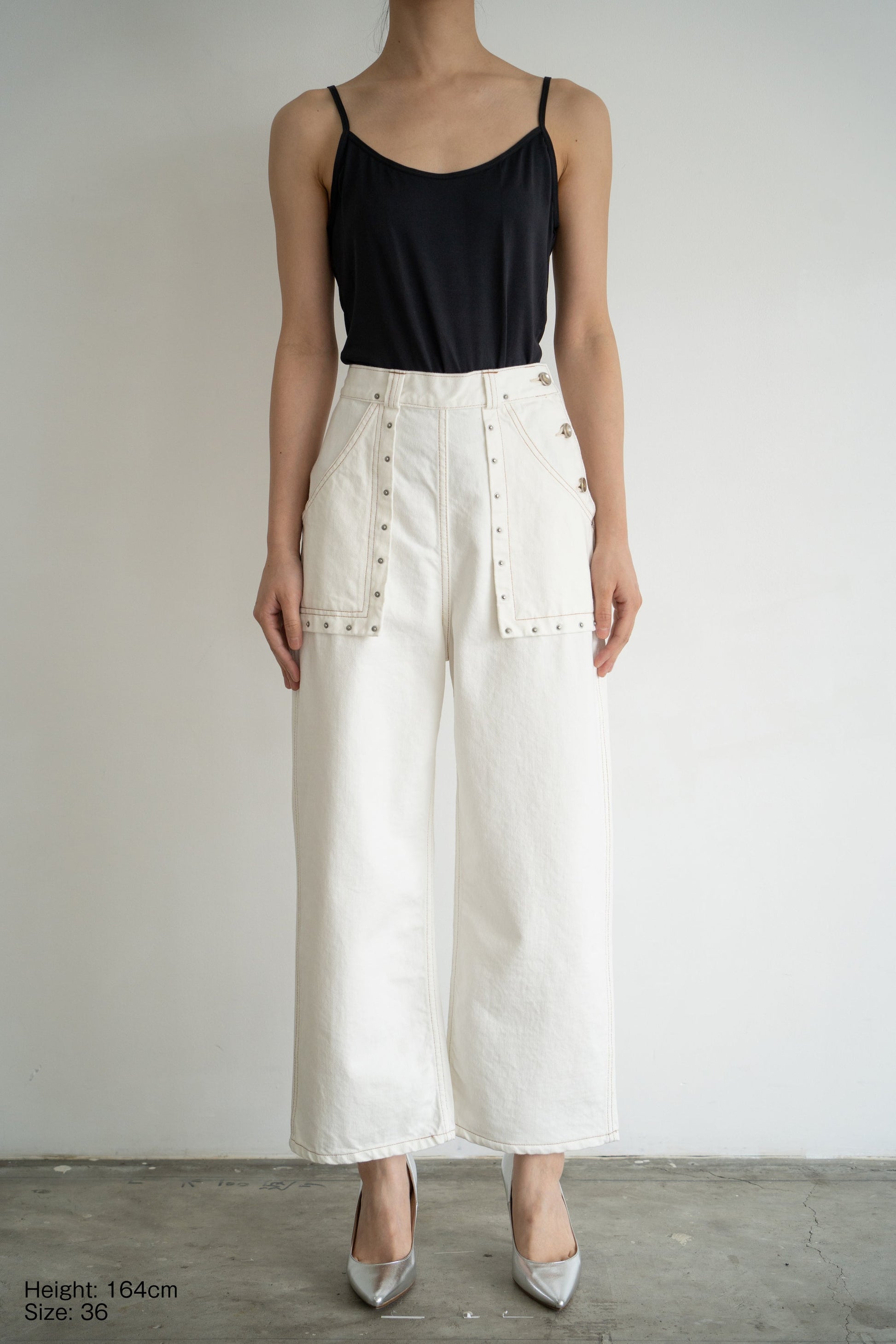 FUTURA WHITE LIVINGTONE OFFICIAL WEB STORE